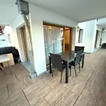 Athos 1 - Top-angebot - Modern, Gross, Lichtdurchflutet Apartment